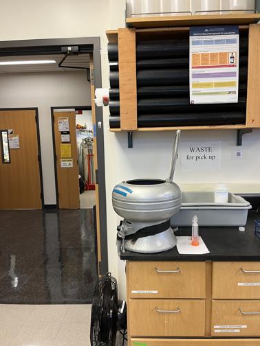 Bench-top centrifuge