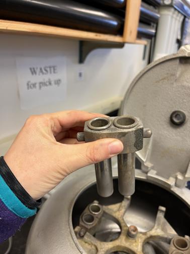 Centrifuge test tube tipping bucket holder